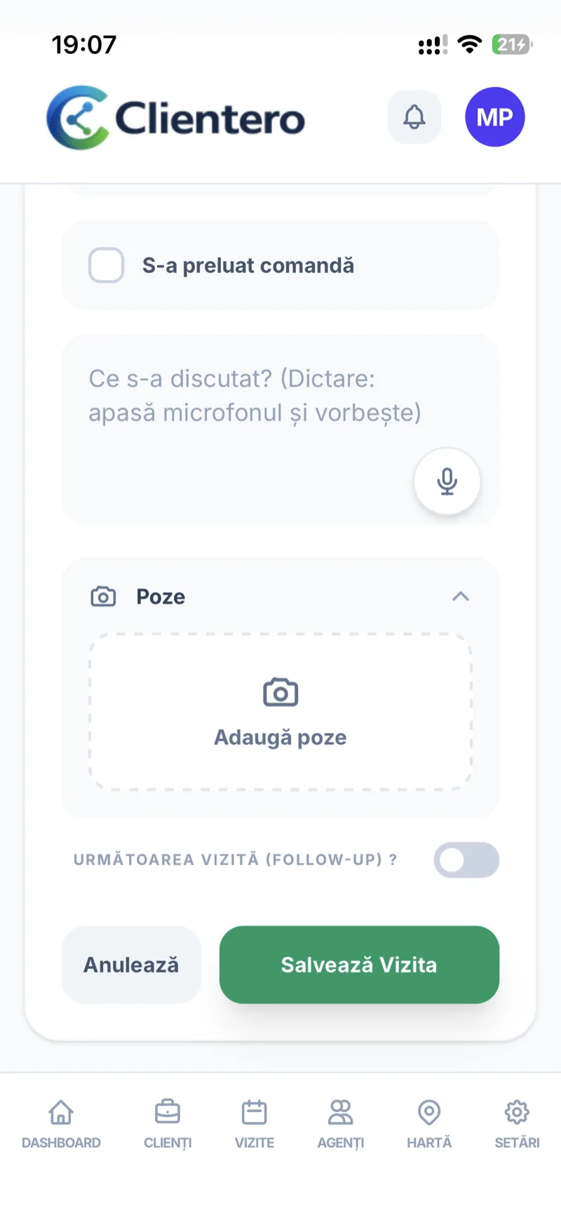Formular de vizită în Clientero cu poze atașate de agent și încărcare în curs